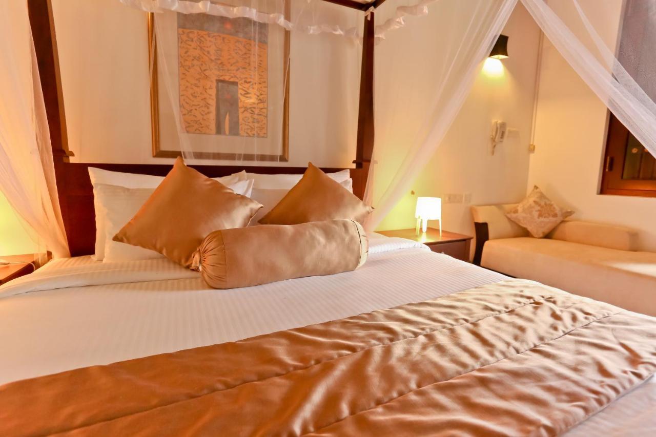 Swanee Grand Negombo
