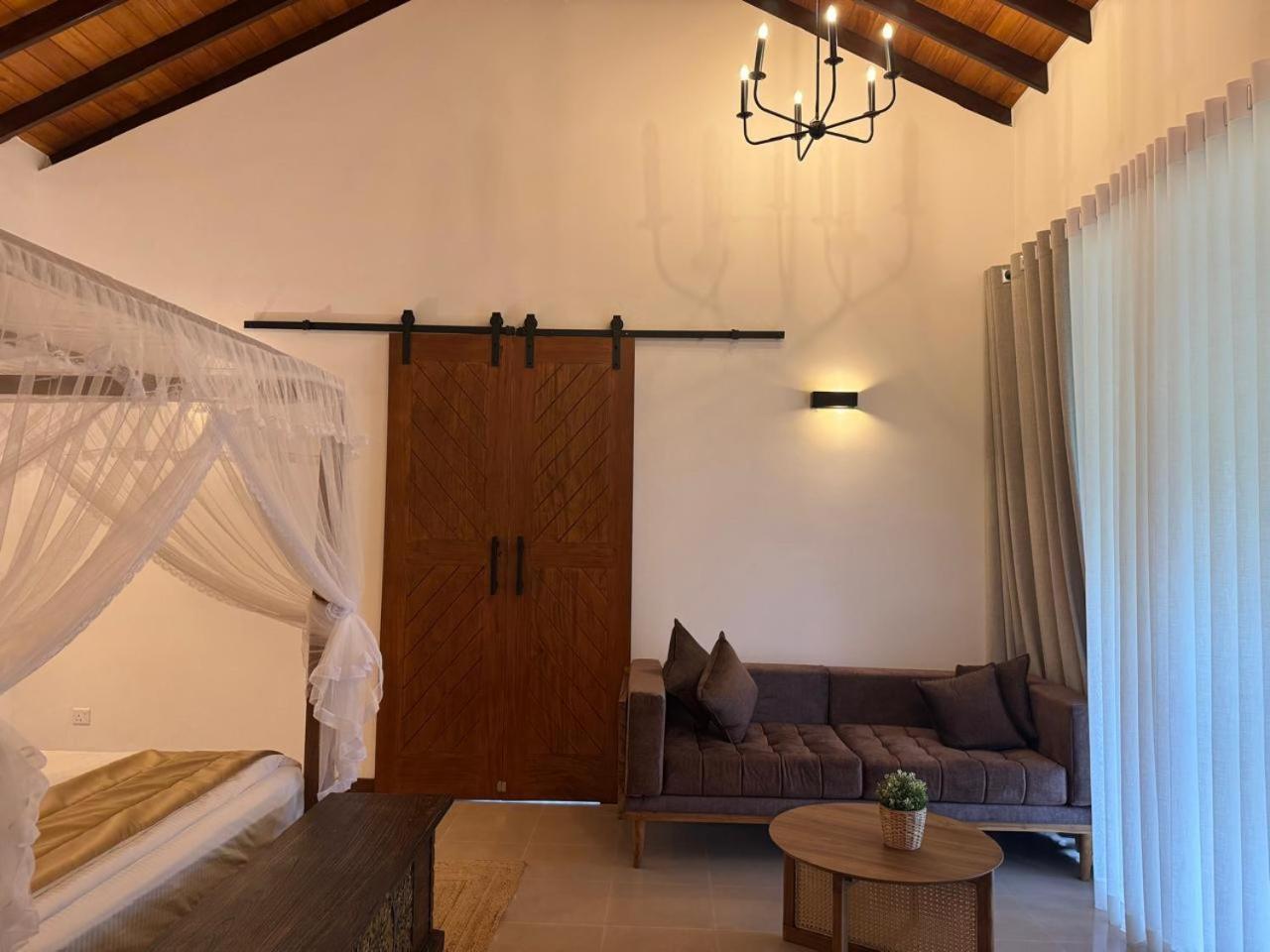 Swanee Grand 4* Negombo